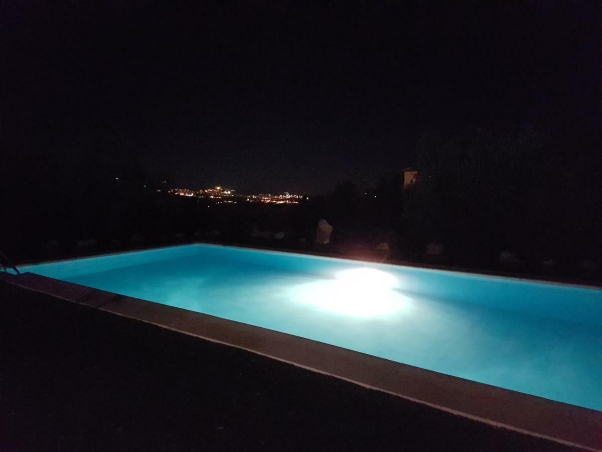 Apartamentos Rurales La Dehesa Del Acebuche Jaen Luaran gambar